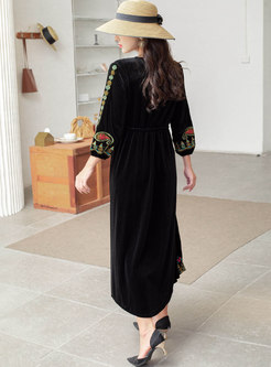 Retro V-neck Long Sleeve Velvet Embroidered Maxi Dress