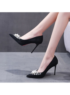Pearl Embellished Low-fronted Pumps