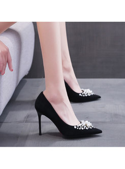 Pearl Embellished Low-fronted Pumps
