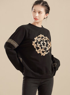 Casual Embroidered Pullover Loose Sweatshirt