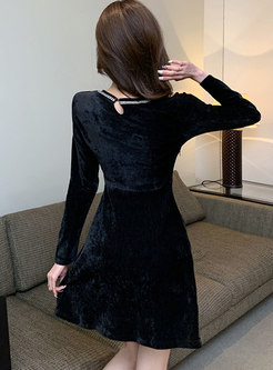 Black Long Sleeve Velvet Short Skater Dress
