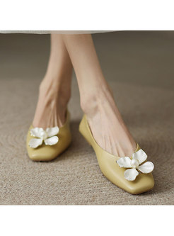Square Toe Flower Pearl Design Loafers