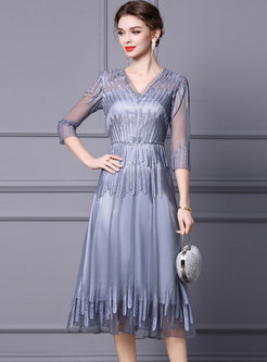 V-neck Mesh Embroidered Long Party Bridesmaid Dress