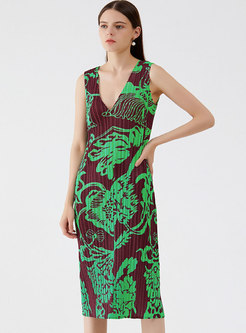 Long Sleeve Pleated Tee & Print Sleeveless Midi Dress