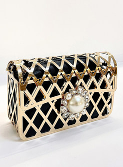 Elegant Clutch Purse Exquisite Velvet Metal Hollow out Handbags