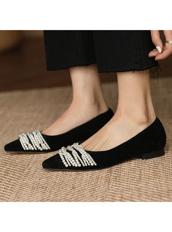 Women Pearl Pointed Toe Flat Shoes