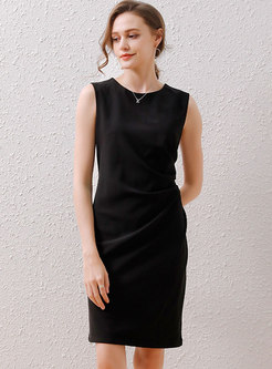Sleeveless Basic Black Dress