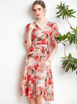 Summer V-Neck Blurred Floral Below Knee Dresses
