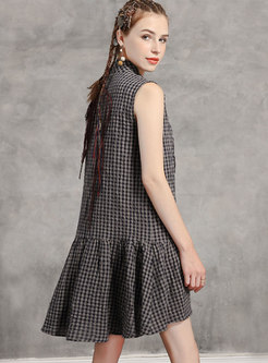 Vintage Sleeveless Shift Plaid Dress