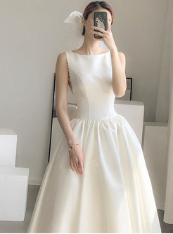 Elegant Sleeveless Backless Brief Satin Simple Wedding Dresses