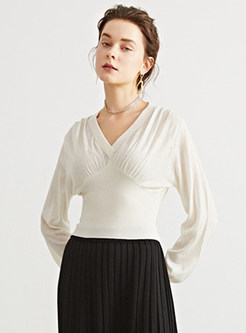 Women's V-Neck Long Sleeve Knit Crop Top