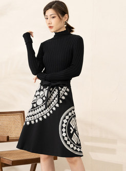 Mock Neck Printed Tight Knitted Dresses