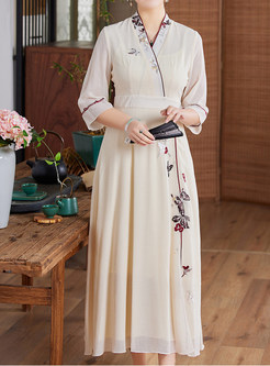  Pretty V-Neck Embroidered Half Sleeve Midi Dresses