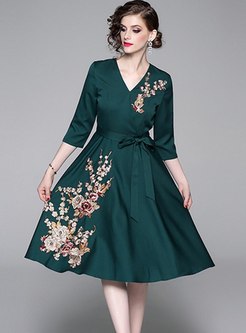 Basic V-Neck Embroidered Cocktail Dresses
