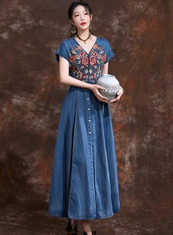 Pretty Embroidered V-Neck Single-Breasted Denim Dresses