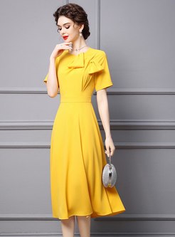 Fashion Bow-Embellished Solid Color Short Sleeve Cocktail Dresses