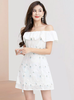 Sweet Off-the-Shoulder Openwork White Dresses