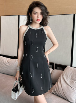 Chic Sleeveless Crystal-Embellished Black Dresses