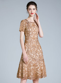 Lightweight Short Sleeve Water Soluble Lace A-Line Dresses