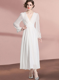 Court V-Neck Long Sleeve White Dresses