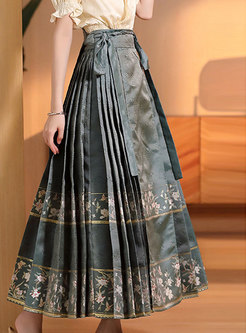 Traditional Jacquard Horse-Face Skirts