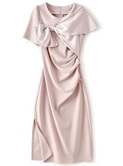 Elegant Bow-Embellished Bodycon Dresses