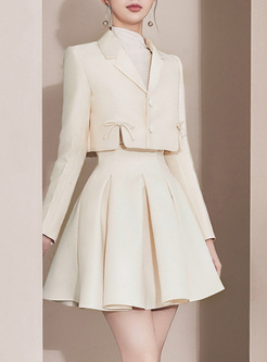 Classy Bow Short Coat & Pleated Skirts