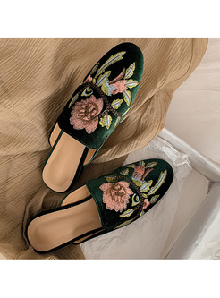 Pretty Embroidered Women Mule Shoes